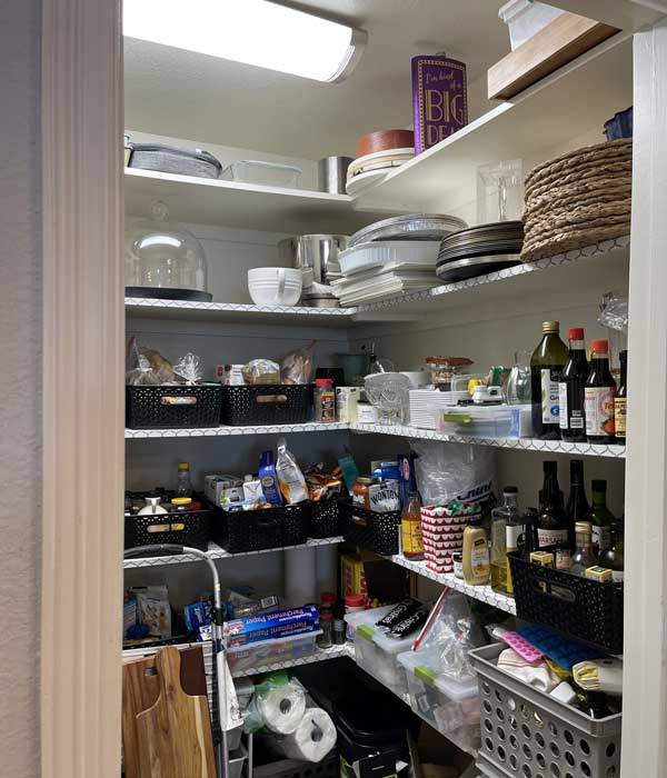 Pantry-BEFORE